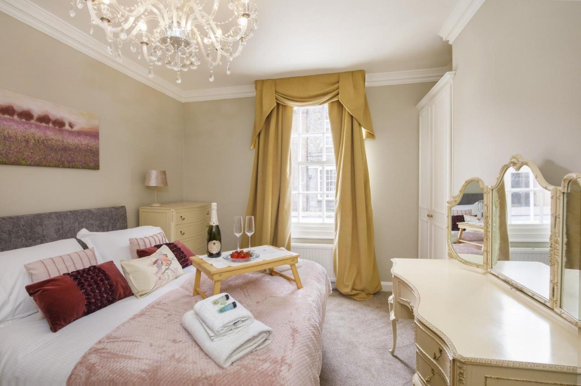 St Wilfrid'S Court Villa York Bagian luar foto